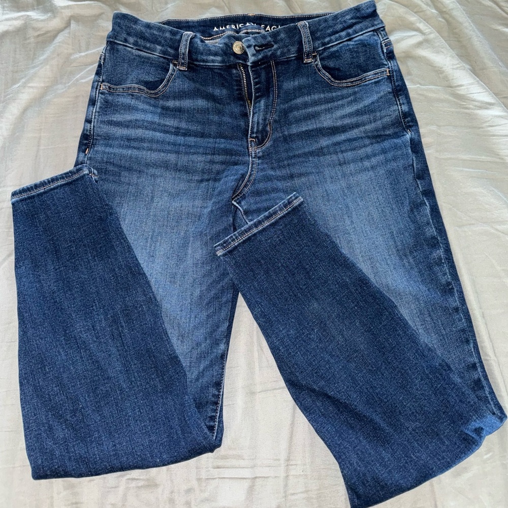 American Eagle Curvy jeans